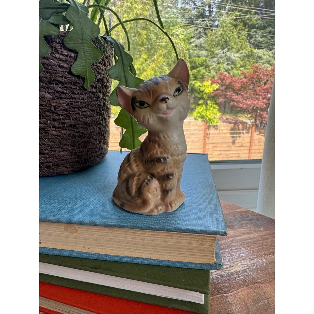 Vintage Ceramic Tabby Cat Figurine Green Eyes Single Shaker Mid Century Kitsch‎